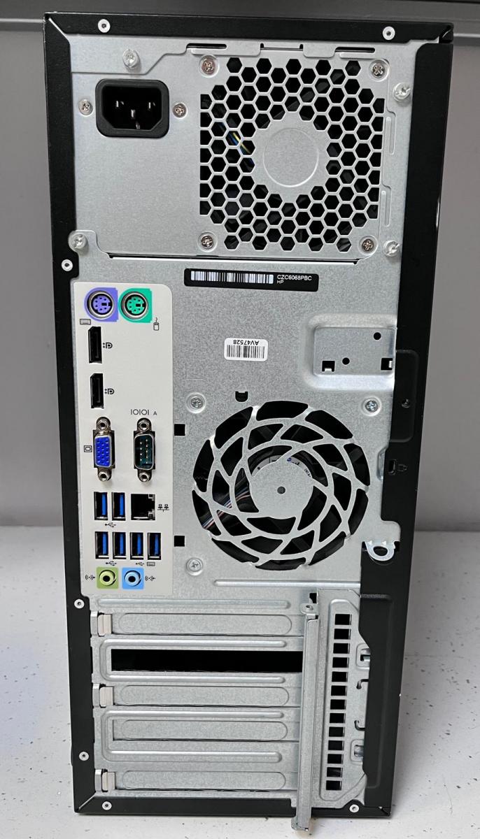 HP EliteDesk 800 G2 Tower